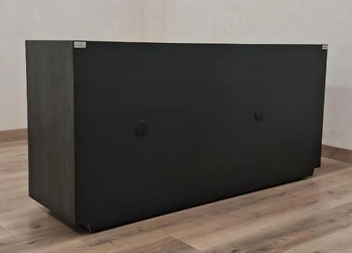 Curvy — additional detail or view 3